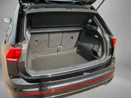 Volkswagen Tiguan 1.5TSI/150PK R-Line Black Style DSG · Panoramadak · Apple/Android Car Play · Stoel- & stuurverwarming · Camera ·