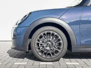 MINI Cooper 5-deurs 1.5 Cooper C Favoured M