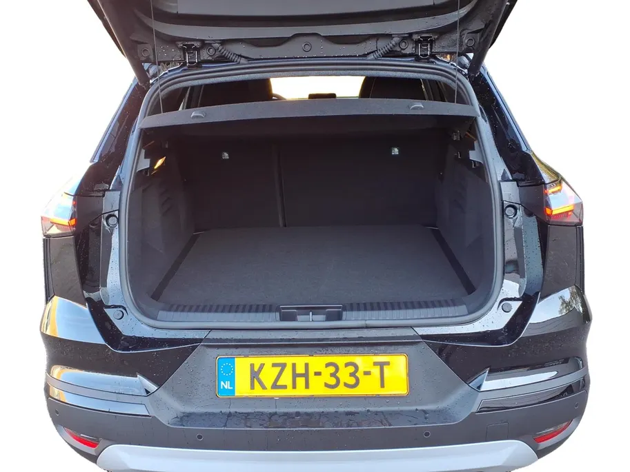 Mitsubishi Grandis 1.8 HEV First Edition | 8 jaar fabrieksgarantie | Full option | 360 Camera | Adaptive Cruise met lane centering | 19 Inch | Google Automotive software | Completer dan dit kan niet!