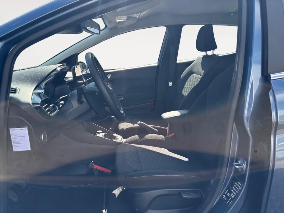 Ford Fiesta 1.0 EcoBoost Hybrid Titanium | Stoel/stuur en voorruitverwarming | Cruise control | Parkeersensoren |