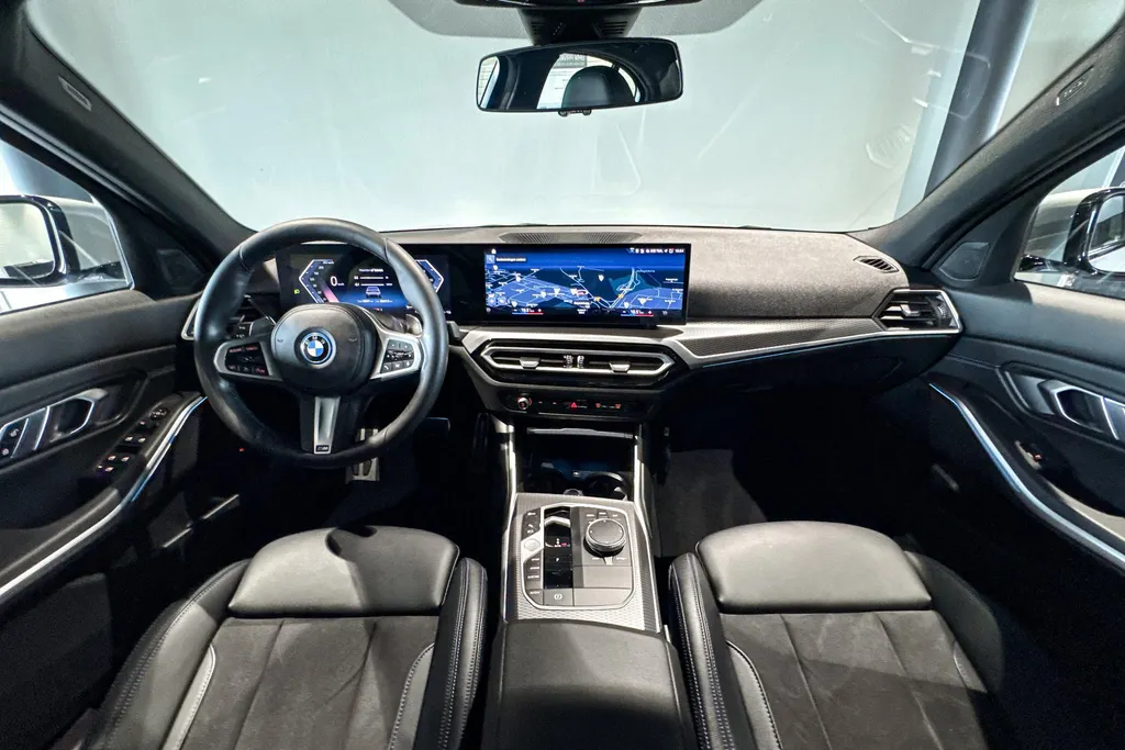 BMW 3 Serie Sedan 330e