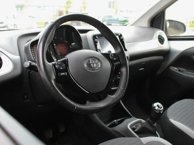Toyota Aygo 1.0 VVT-i x-cite | Carplay / Android Auto | Camera | All Season