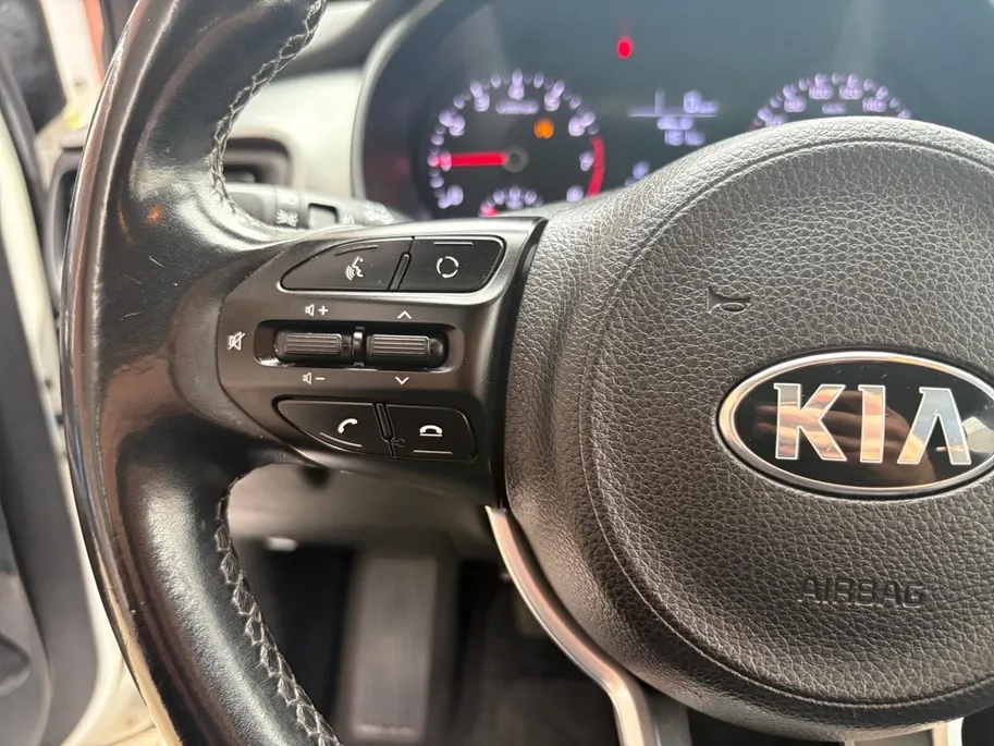 Kia Stonic 1.0 T-GDi DynamicLine | Navigatie | Apple Carplay / Android Auto | Achterruitrij Camera | Cruise Control | Lichtmetalen Velgen |