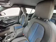 BMW 1 Serie 118i Business Edition M-exterieur pakket | Digitaal cockpit | Navigatie | Cruise | Climate | M-bekleding | M-stuur | Apple Carplay/Android Auto