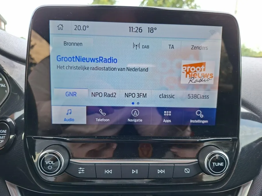 Ford Fiesta 1.0 EcoBoost Hybrid ST-Line X | NL-Auto | 1e Eigenaar | Dealeronderhouden | Winterpack | Camera | B&O Audio | Parkeersensoren | Cruisecontrol | 17' Lichtmetaal | Apple Carplay&Android Auto | Keyless Entry | Draadloos telefoonoplader | Parkeer assistent | 
