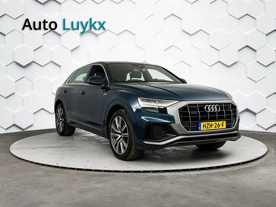 Audi Q8 55 TFSI-e quattro S-Line | Panoramadak | Luchtvering | 21'' L.M. Velgen | SoH 100%