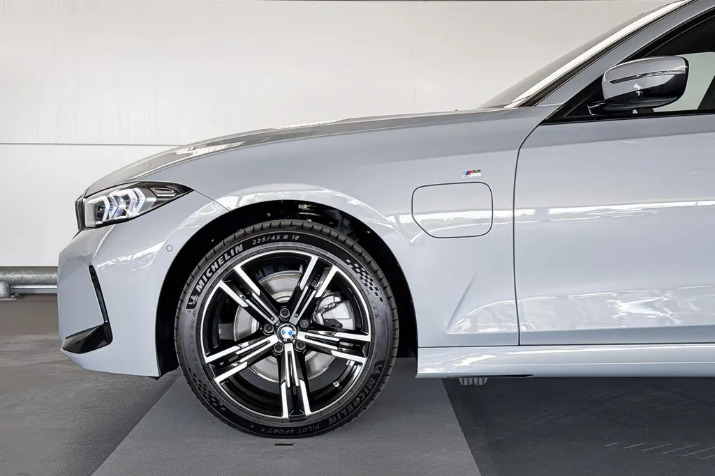 BMW 3 Serie Sedan 330e