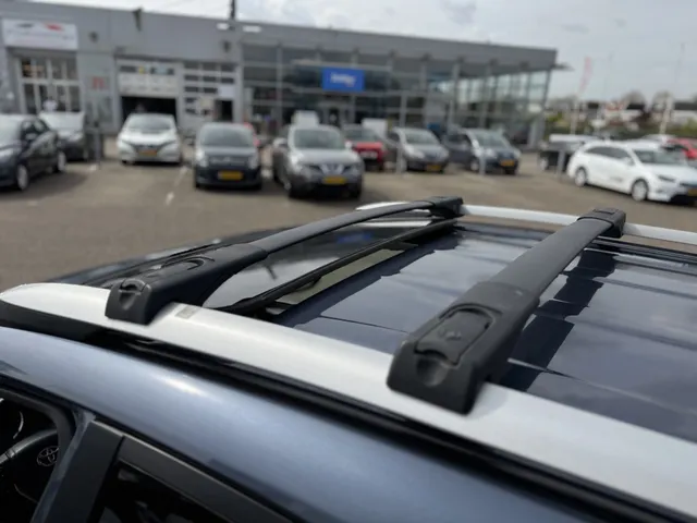 Toyota RAV4 2.5 Limited 4WD Automaat leder panodak