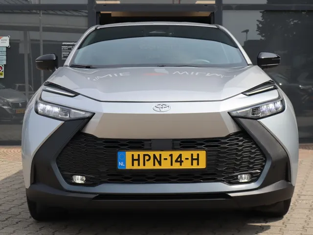 Toyota C-HR 1.8 Hybrid 140 Dynamic | Blindspot | Parkeersensoren V+A