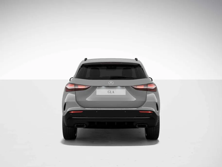 Mercedes-Benz GLA 250 e 140 Years Edition