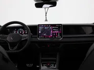Volkswagen Tayron 1.5 272pk DSG eHybrid R-Line Edition · Panoramadak · 360 Camera · Wegklapbare Trekhaak · Stoelverwarming · Apple/Android Car Play · 20'' Inch · Garantie t/m 03-11-2029 of 100.000km