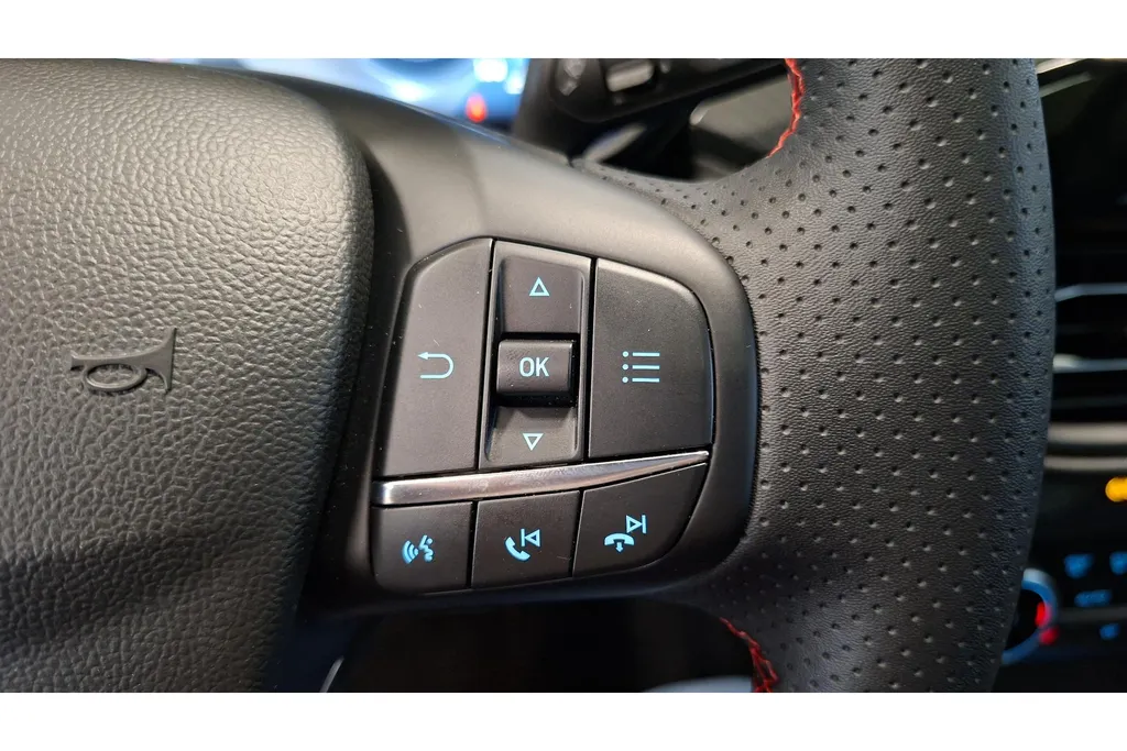 Ford Kuga 2.5 PHEV 225PK ST-Line X | Panoramadak | Trekhaak | Winter Pack | Adap. Cruise | HUD |