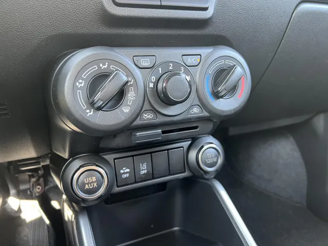 Suzuki Ignis 1.2 Smart Hybrid Select Automaat | Lage Kilometerstand | Apple Carplay & Android Auto | Airco | 16' LM Velgen