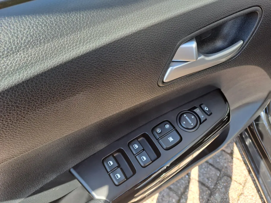 Kia Picanto 1.0 DPi DynamicPlusLine | Trekhaak | Navigatie | Camera | Cruise | Climate | 15'Lichtmetalen velgen | Apple Carplay/Android Auto