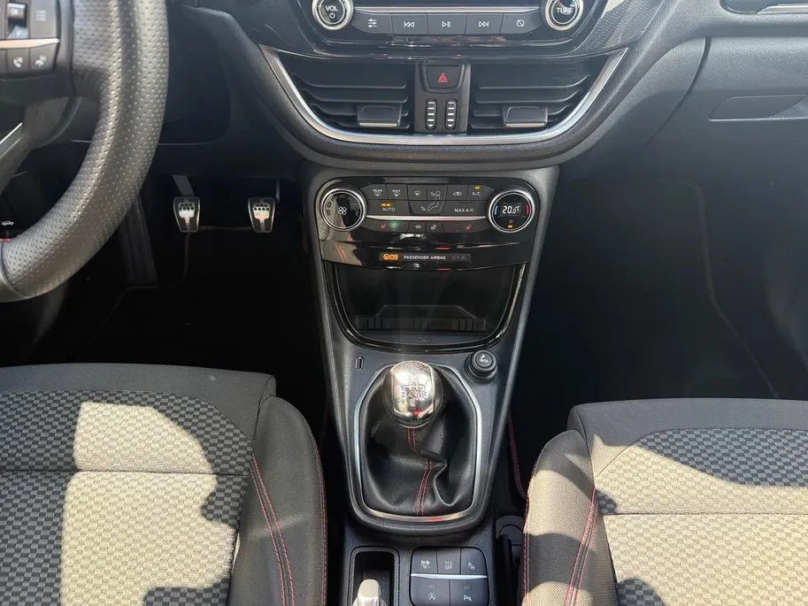 Ford Puma 1.0 EcoBoost Hybrid ST-Line X First Edition | NL Auto Dealeronderhouden | Afneembare Trekhaak | Winter Pack | Driver Assistance Pack |