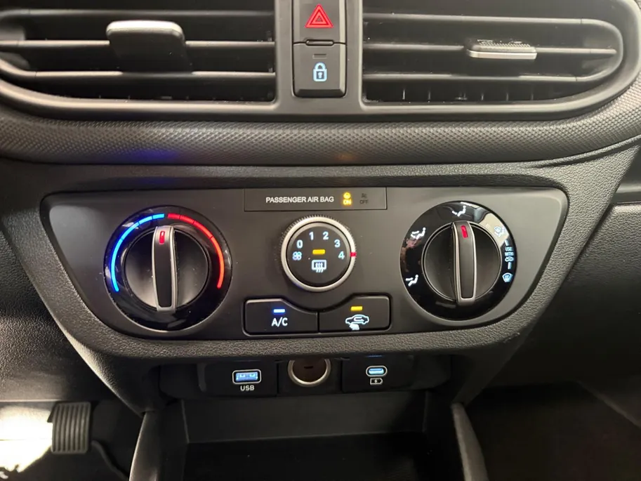 Hyundai i10 1.0 COMFORT | NAVI | CAMERA | NL-AUTO |