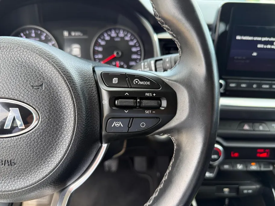 Kia Stonic 1.0 T-GDi MHEV DynamicPlusLine Dealer onderhouden | Navi | Climate control | Keyless entry | Fabrieksgarantie t/m 25-2-2028  +3x 1 jaar* | NAP