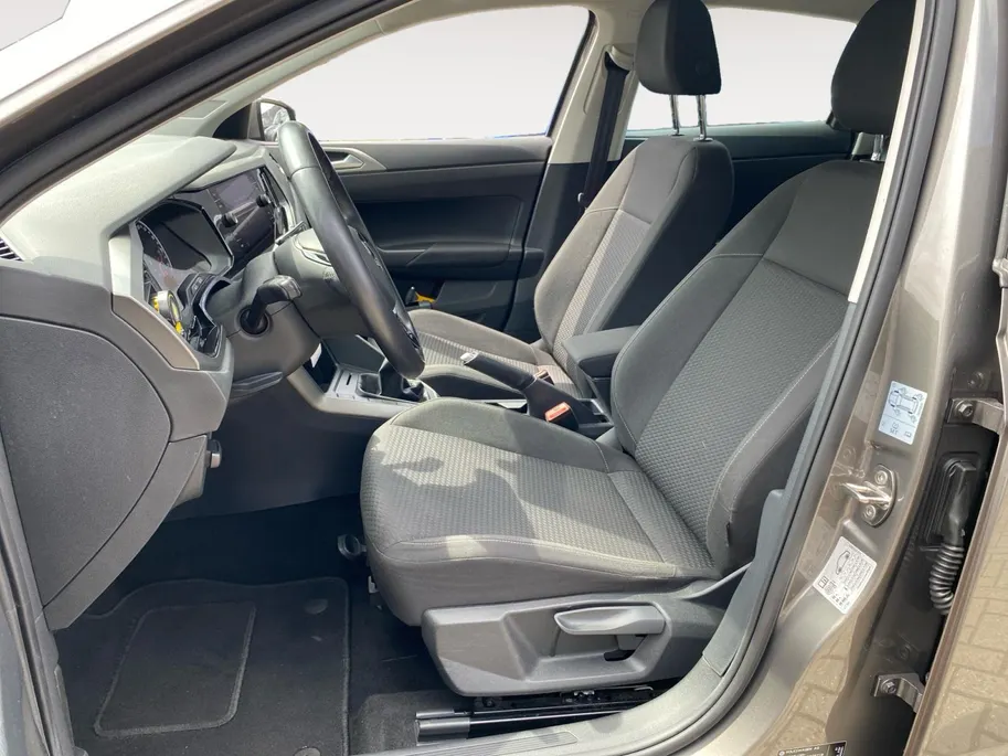 Volkswagen Polo 1.0 TSI Comfortline NL auto | Apple CarPlay / Android-Auto | Adapt. Cruise control | airco | etc.