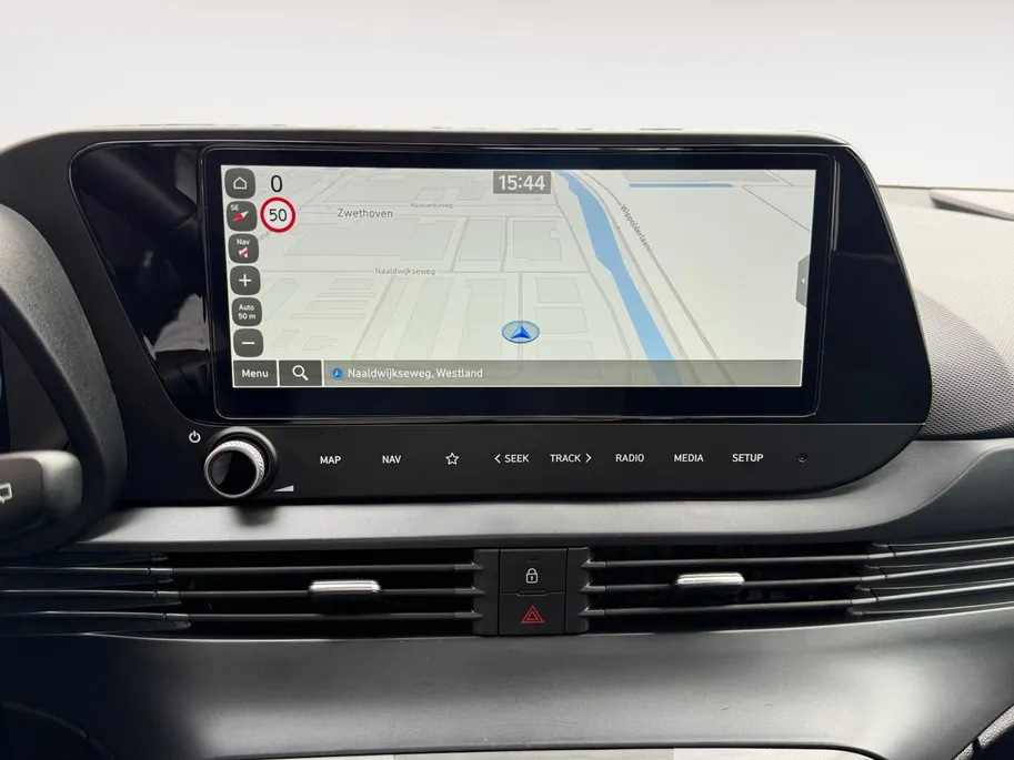 Hyundai Bayon 1.0 T-GDI Comfort | Navigatie | Achteruitrijcamera | Parkeersensoren achter | Apple Carplay & Android auto | Airco |