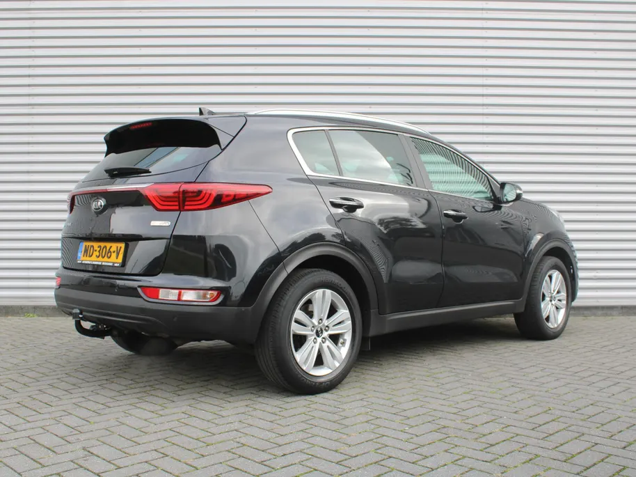 Kia Sportage 1.6 GDI First Edition | Trekhaak | 17' LM | Clima | Cruise | Navi | Camera | Parkeersensor achter |