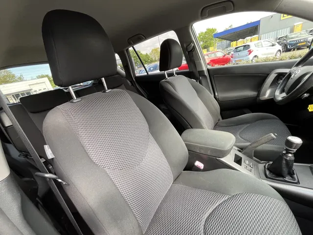 Toyota RAV4 2.0 VVTi Dynamic 2WD | Trekhaak
