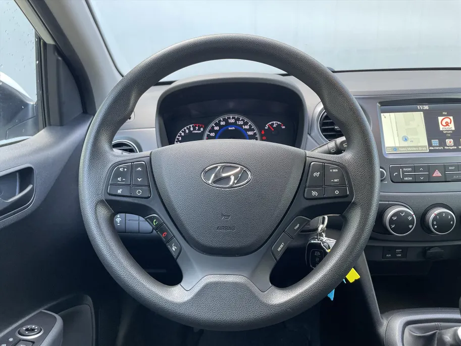 Hyundai i10 1.0i 66pk Comfort + / Cruise / Airco / Navi