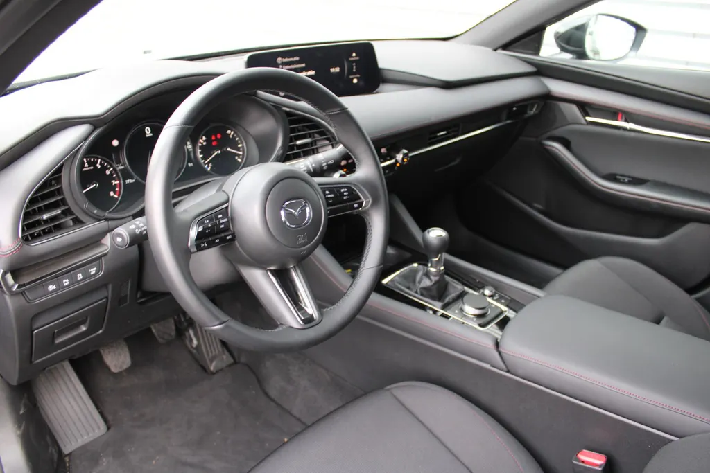 Mazda 3 2.0 e-SkyActiv-X M Hybrid 6MT 186PK Homura | BTW Auto | Navi | Adap. Cruise | Camera | HUD | 18' LM |