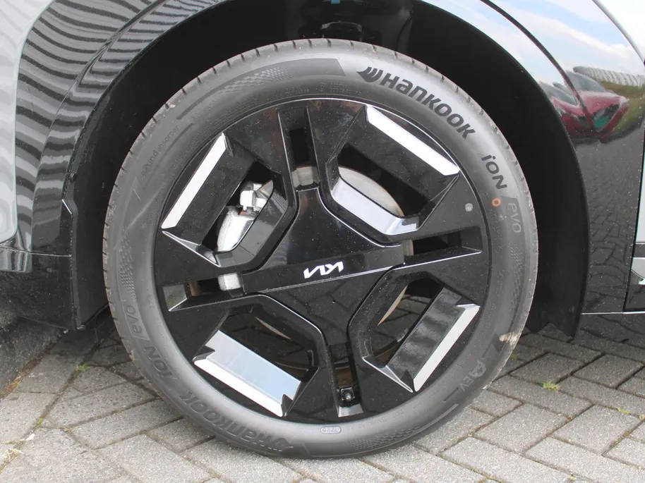 Kia EV3 GT-Line Business Edition 81.4 kWh | Nieuw | Direct leverbaar | Actieradius tot 563 km (WLTP) | 18% bijtelling | Gratis metallic lak t.w.v. € 795 |
