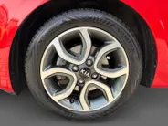 Kia Picanto 1.0 CVVT First Edition | All-Seasonbanden /Apple Carplay/ Android Auto | Navigatiesysteem | Cruise Control | Climate Control | Parkeercamera Achter | Lichtsensor | 15' Lichtmetalen Velgen