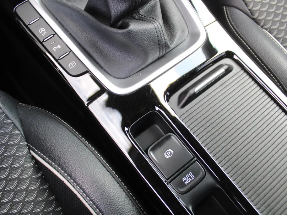 Kia Ceed Sportswagon 1.0 T-GDi DynamicPlusLine | Stoel- & stuurverwarming | Camera | LED | Navi | Elek. achterklep |