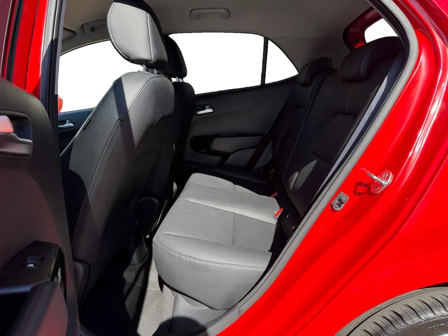 Kia Picanto 1.0 CVVT Design Edition Lederen bekleding | Cruise control | Climate control | Getint glas | 16 incht lichtmetalen velgen | resterende fabrieksgarantie!