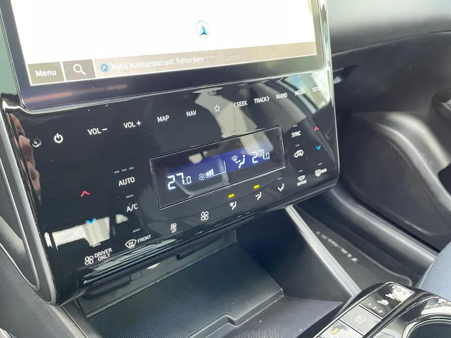 Hyundai Tucson 1.6 T-GDI PHEV Premium Sky 4WD | Zeer compleet | Open dak | 360 graden camera | Stoelverwarming & koeling | Apple CarPlay & Android Auto | Memory seats |