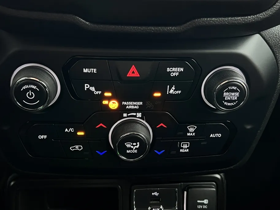 Jeep Renegade 1.3 Turbo 150 PK S | Pano | Leder | Trekhaak | LED | 19'