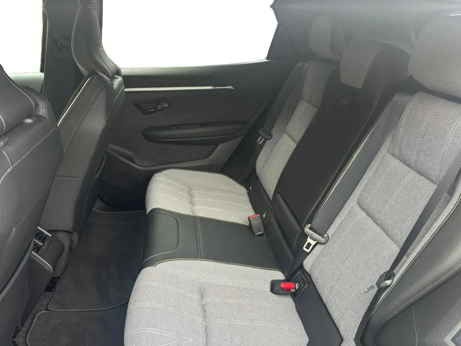 Renault Scénic E-Tech EV60 comfort range techno | 100% Elektrisch | 60 kWh Accu | Comfort Range | Techno Uitvoering | Tot ca. 430 km Actieradius (WLTP) | Google Navigatie | Adaptive Cruise Control | Achteruitrijcamera | Apple CarPlay & Android Auto | Snelladen | Warmtep