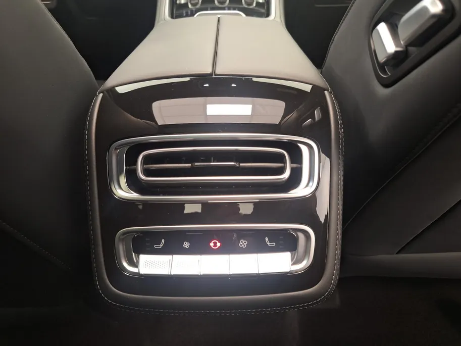 Omoda 9 9 PHEV Premium Panoramadak - 1100KM Bereik