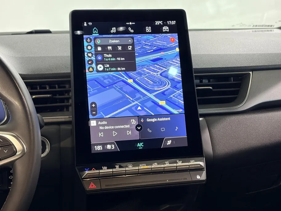 Renault Captur 90PK TCe Techno | Schuif/Kantel Dak | Navi | Camera | Digital Cockpit | Parkeersensoren | Climate Control | Cruise Control | Full LED | Lichtmetalen Velgen |