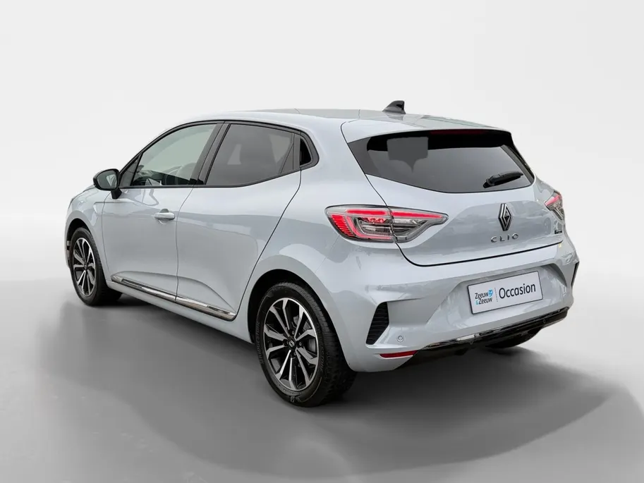 Renault Clio 145PK E-Tech Full Hybrid Techno Automaat | 1e eigenaar | Camera | Parkeersensoren | Climate Control | Apple CarPlay/Android Auto | Cruise Control | Lichtmetalen Velgen | Full LED | Digital Cockpit |