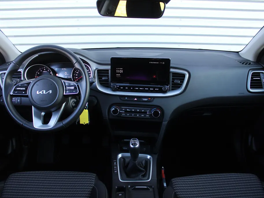 Kia Ceed Sportswagon 1.0 T-GDi DynamicLine | Camera | Clima | Cruise | 16' LM | Navi | LED | Apple CarPlay/Android Auto |