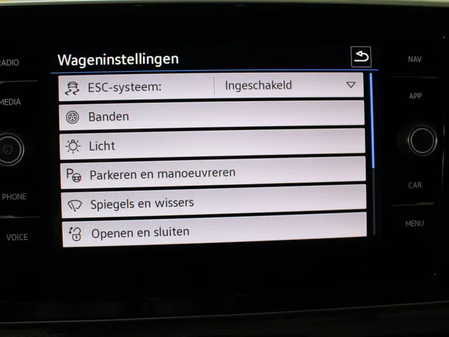 Volkswagen T-Cross 1.0 TSI 115pk Life Goal DSG Automaat | Navigatie via Apple Carplay | PDC | Climate Control