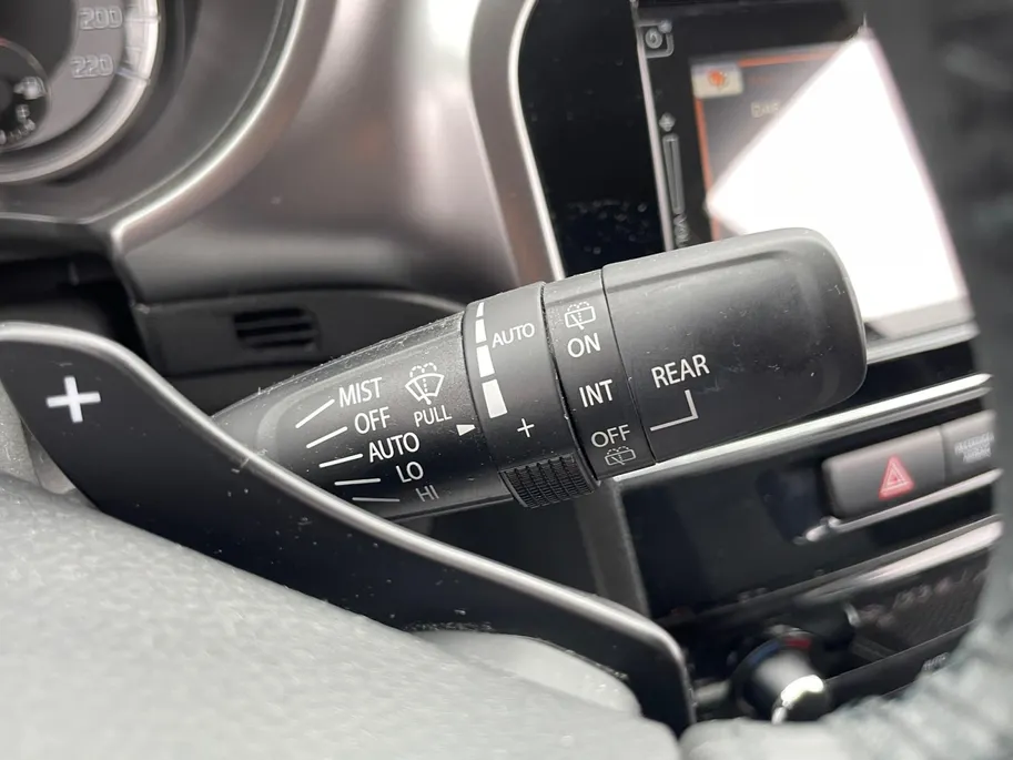 Suzuki Vitara 1.5 Hybrid Select *Automaat*Navi+Camera*Climate Control*Stoelverwarming*Adapt.Cruise Control*LM.Velgen*1ste eigenaar!