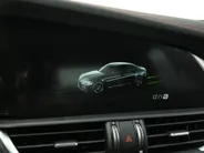 Alfa Romeo Giulia 2.0 Turbo 280 PK Competizione Q4 AWD | Harman | Veloce | 19' VERKOCHT
