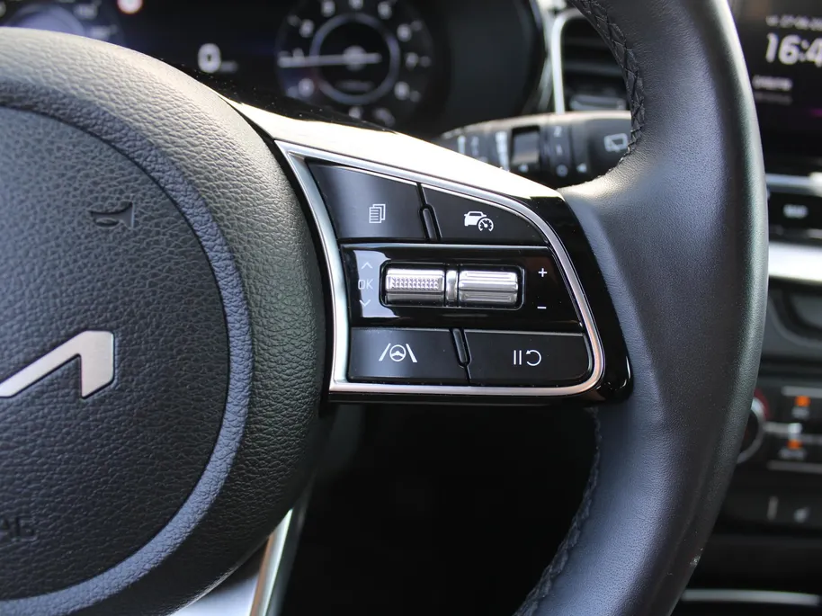 Kia Ceed 1.0 T-GDi DynamicPlusLine | Stuur-/stoelverwarming | Camera | Draadloos laden | LED | Dodehoek detectie | 16' LM |