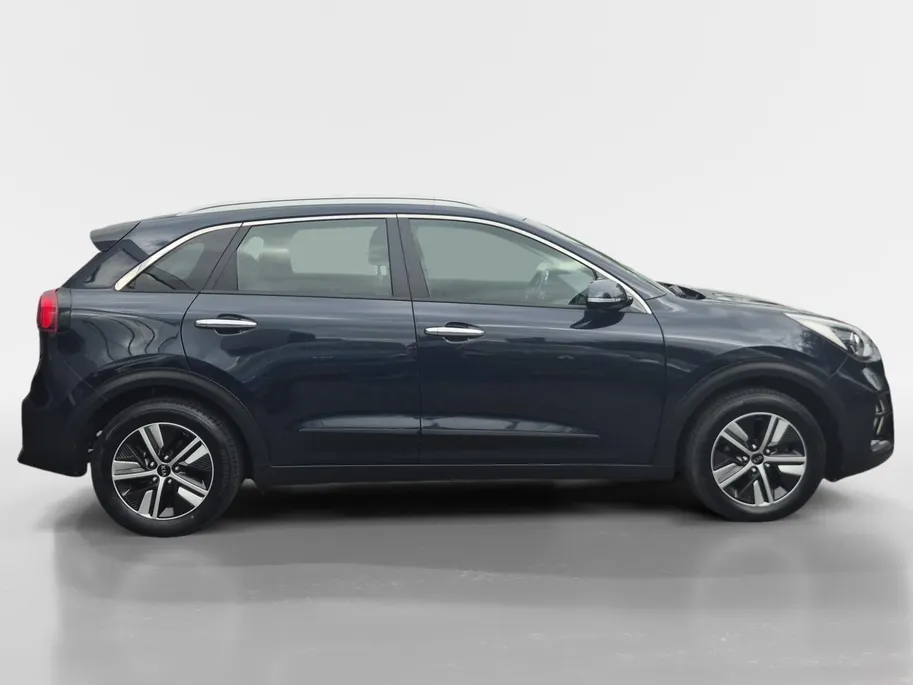 Kia Niro 1.6 GDi Hybrid DynamicLine | Cruise Control | Climate Control | Camera | Navigatie | Trekhaak |