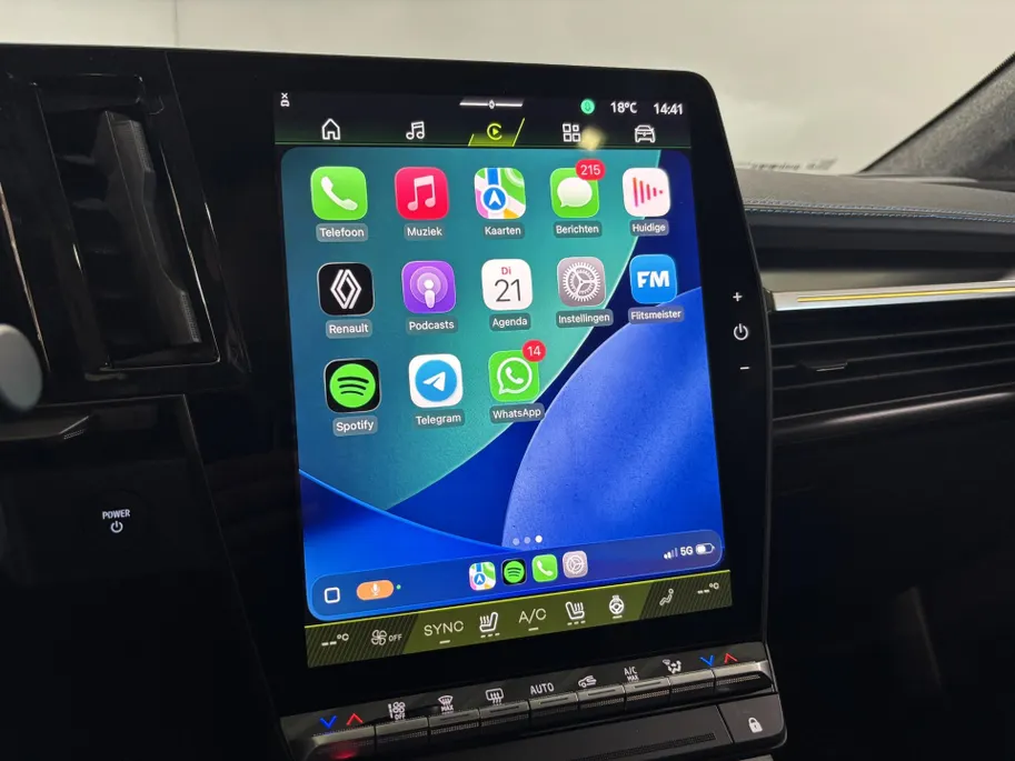 Renault Scénic E-Tech 220PK EV87 Long Range Esprit Alpine Automaat | DEMO | Solarbay Panoramadak | Harman Kardon Audio | Adaptive Cruise Control | Climate Control | 360 Camera | Apple CarPlay/Android Auto | Elektrisch Verstelbare Stoelen | Stoelverwarming |