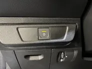 Dacia Sandero 90PK TCe Journey | Camera | Armsteun | Climate Control | Parkeersensoren | Apple CarPlay/Android Auto | Licht & Regen Sensor | Cruise Control | Lichtmetalen Velgen | Full LED |