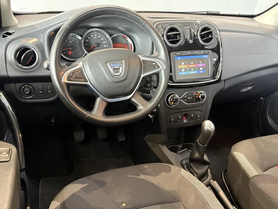 Dacia Sandero 0.9 TCe Tech Road 90 PK