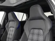 Volkswagen Golf 1.5 eHybrid 272pk DSG GTE · Panoramadak · Camera · Head-Up Display · ACC · Matrix LED · Optiekpakket Zwart · Garantie t/m 29-07-2030 of 100.000km