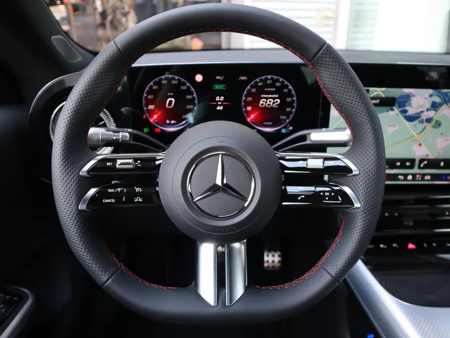 Mercedes-Benz CLA Shooting Brake 250+ Business Solution AMG 85.5 kWh l Keyless l Achteruitrij camera l Stoelverwarming