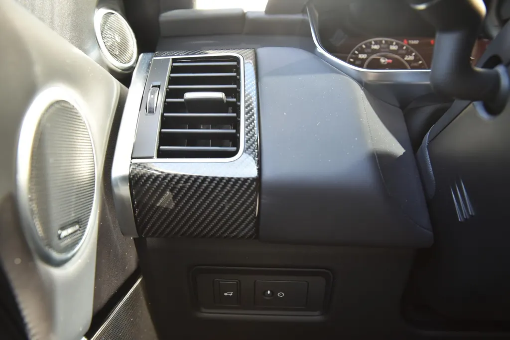 Land Rover Range Rover Sport SVR