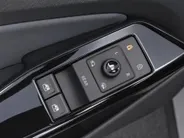 Volkswagen ID.4 Pro 77 kWh 150kW/204PK ·Camera · Stoelverwarming · Navigatie · Apple/Android Car Play · Parkeersensoren ·